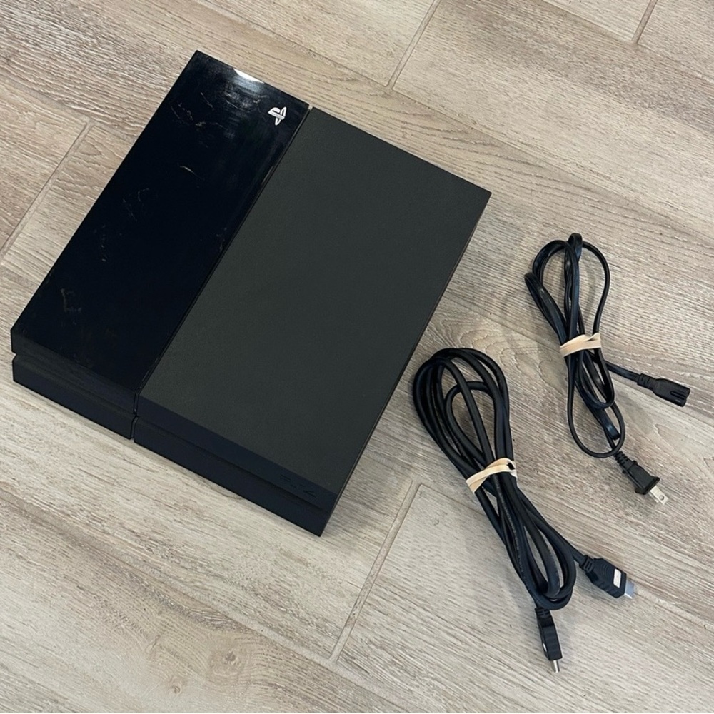 Sony PlayStation 4 Slim Matte and Gloss Black Console with Cables